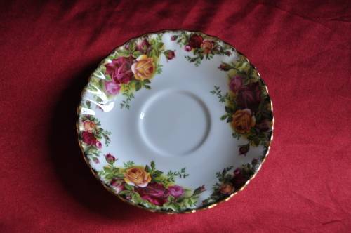 Royal Albert "Old Country Roses" Trio