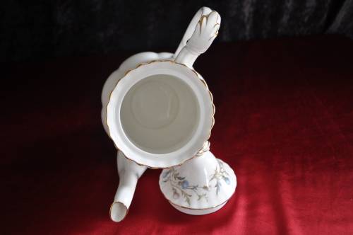 Royal Albert "Brigadoon" Coffee Pot Damaged!  -  Courier or Collection Please!