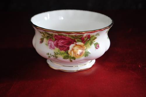 Royal Albert "Old Country Roses" Milk Jug & Sugar Bowl