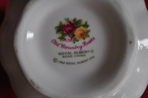 Royal Albert "Old Country Roses" Milk Jug & Sugar Bowl