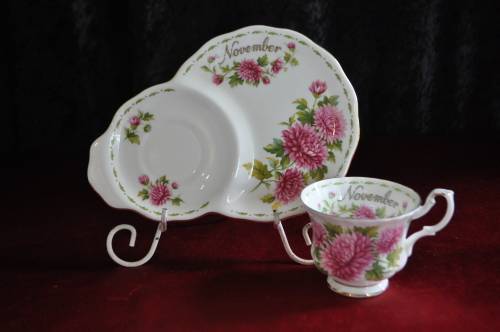 Royal Albert Flower Of The Month November "Chrysanthemum" Tennis Duo