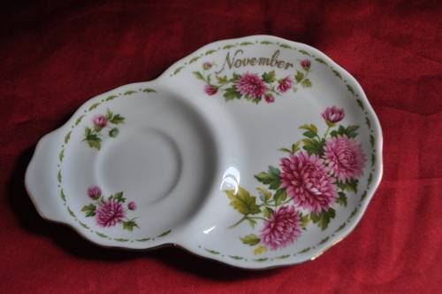 Royal Albert Flower Of The Month November "Chrysanthemum" Tennis Duo