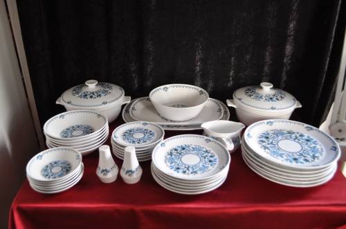 Noritake "Blue Moon" 38 Piece Dinner Set