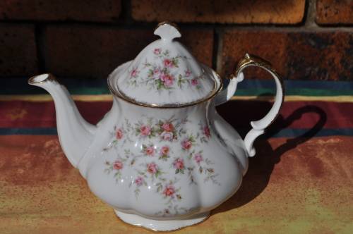 Paragon "Victoriana Rose" Tea Pot, Cake Plate, Milk & Sugar.