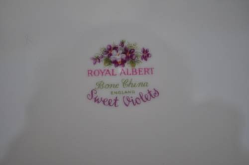 Royal Albert "Sweet Violet" 40 Piece Tea Set.   Collection or Courier Please!!