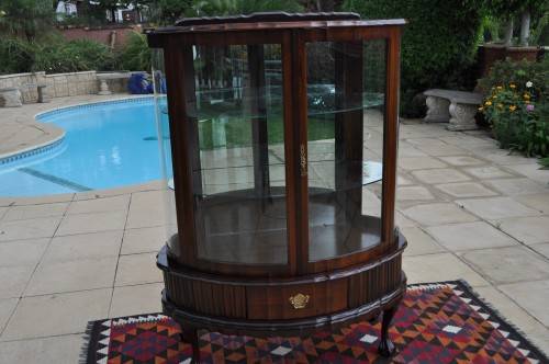 Imbuia Ball & Claw Display Cabinet  --  Collections Only!!