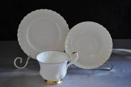 Royal Albert "Val D'or" 6 x Trio's