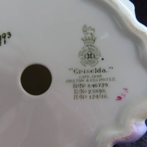 Royal Doulton Figurine "Griselda" HN 1993