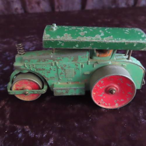 Dinky Toys Aveling Barford Diesel Roller #251  --  No Box