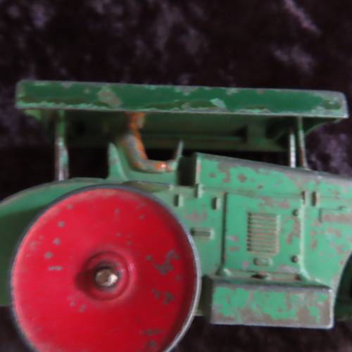 Dinky Toys Aveling Barford Diesel Roller #251  --  No Box