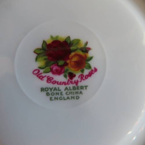 Royal Albert "Old Country Roses" Trio