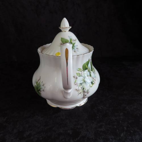 Royal Albert "Trillium" Large Teapot.  Lid Damaged!!