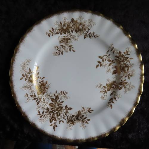 Royal Albert "Antoinette" Trio