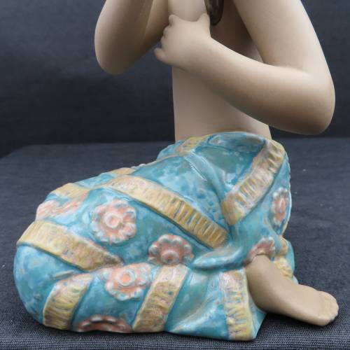 Lladro Figurine Pacific Jewel 2383