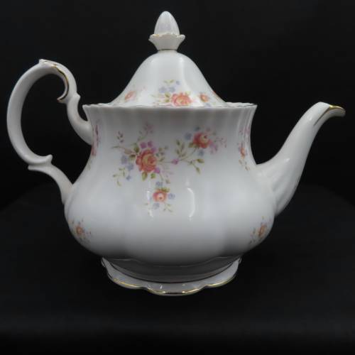 Royal Albert Peach Rose Large Tea Pot.