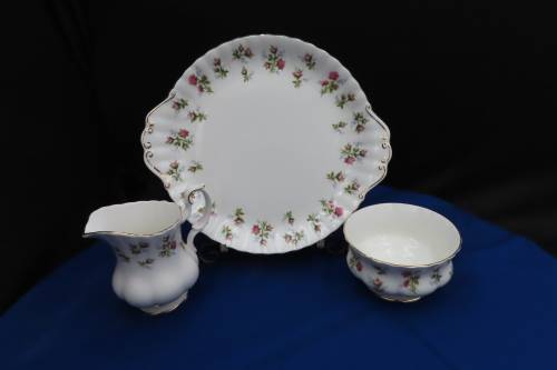 Royal Albert Winsome 40 Piece Tea Set./ Collection Only