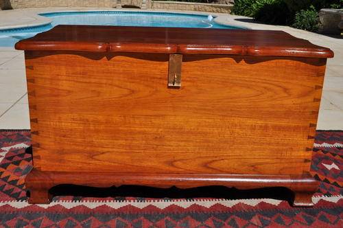 Solid Wooden Kist ----  Collections Only !!!!
