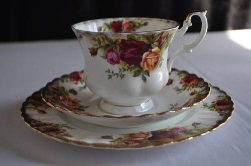 Royal Albert "Old Country Roses" Tea Trio
