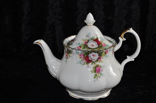 Royal Albert "Celebration" Tea Pot ------ Repairs To The Lid!  See Pic.