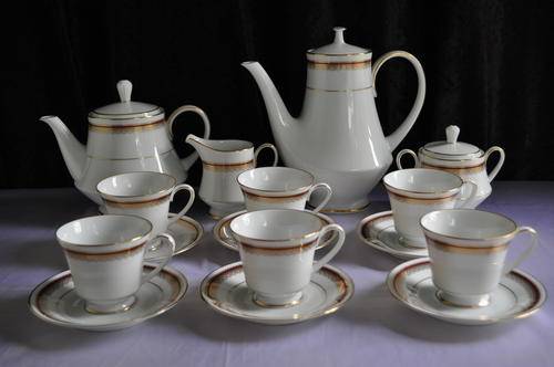 Noritake Coffee/Tea Set "Doral Maroon"