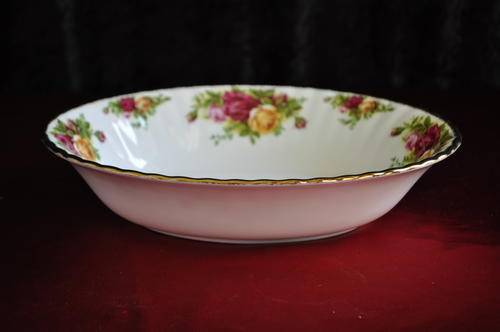 Royal Albert "Old Country Roses" Oval Vegetable Dish