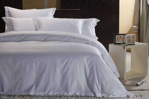 Luxurious 320TC Egyptian Cotton Classic White Duvet Cover Set - Renee (Queen XL)