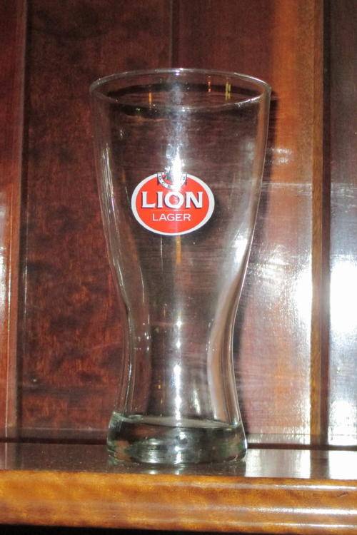 LION LAGER BEER GLASS