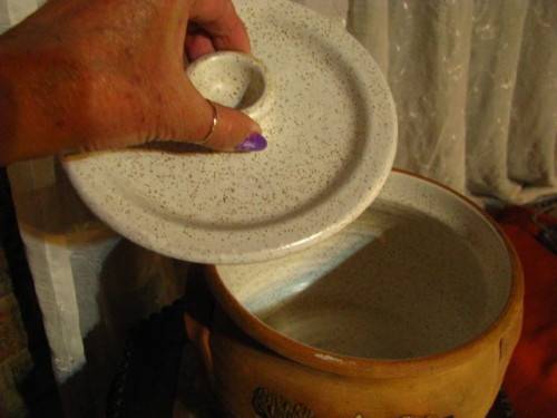 DM84Sale Stoneware Tureen with Glazed Interior and Lid @@@ Crazy Low R1 Start