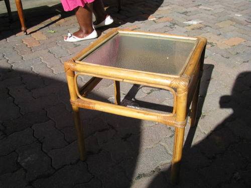 %% A NICE FUNCTIONAL CANE SIDE TABLE WITH GLASS INSERT %%