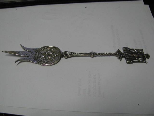 DUTCH HALLMARKED SILVER SERVING FORK.... VERY DETAILED AND ORNATE