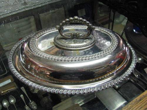 REALLY LOVELY 2 PIECE VEGETABLE DISH WITH LID....ORNATE AND DETAILED