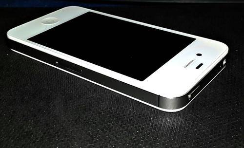 A MUST SEE!!! APPLE iPhone 4s WHITE... LIKE NEW!!!!! @@@ CRAAZZZYYY R1 START... PLEASE READ...