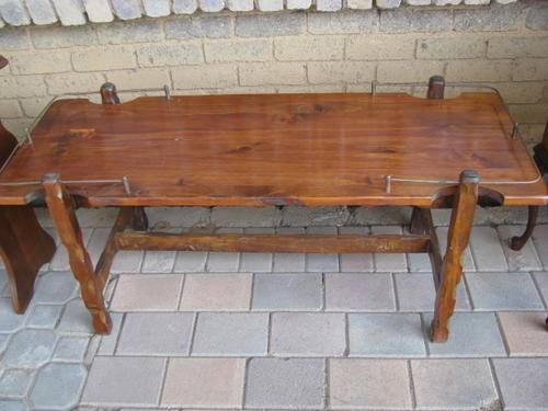 LOVELY RETRO 1960'S-70'S COFFEE TABLE WITH GALLERY @@@ CRAZY LOW START