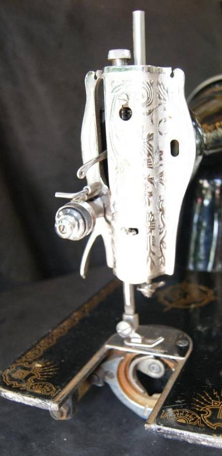 Vintage Singer Industrial Sewing Machine 15K Late 40s Early 50s
