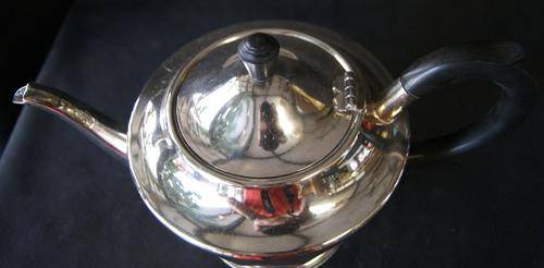 Vintage Sheffield Silver Plated Tea pot