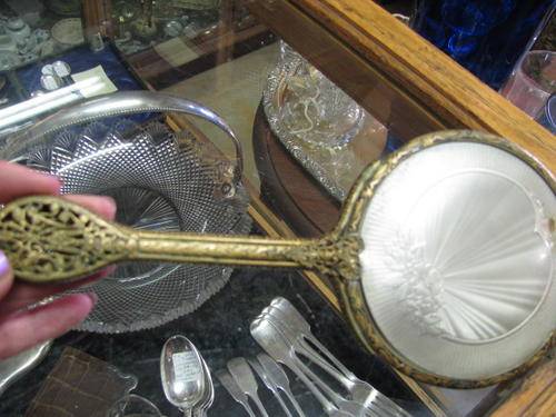 *** PRETTY, DELICATE FILIGREE DRESSING TABLE MIRROR***