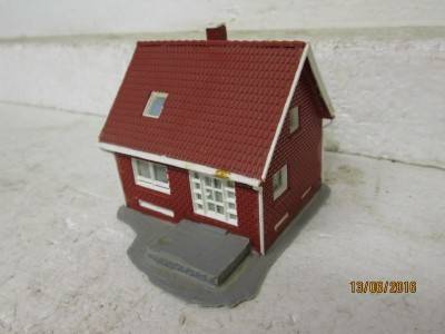 HO SCALE : HELJAN HOUSE - LOT 275J