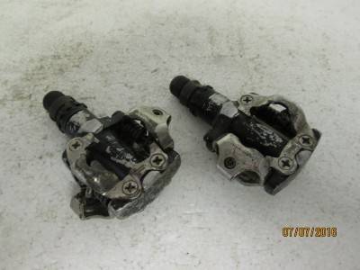 MTB SHIMANO CLIP-ON PEDALS - LOT 409J