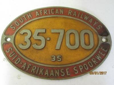 SOUTH AFRICAN RAILWAY CLASS 35 DIESEL LOCOMOTIVE NAME PLATE - LOT 125L