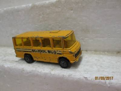 DIE CAST CORGI JUNIOR MERCEDES BENZ SCHOOL BUS - LOT 795L