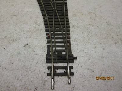 HO/OO SCALE PECO LEFT HAND POINT - LOT 860L