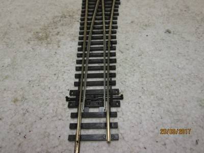 HO/OO SCALE PECO RIGHT HAND POINT - LOT 866L