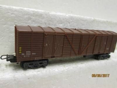 HO SCALE: SAR LIMA BROWN OZ BOX WAGON - LOT 660M