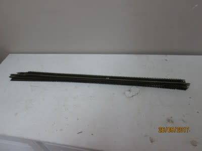 HO/OO SCALE : PECO FLEXI-TRACK x8 (CODE 100) - LOT 595P