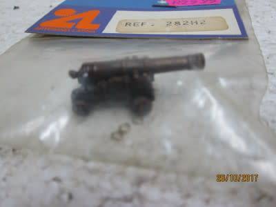 HO SCALE - SMALL METAL CANNON - LOT 984P
