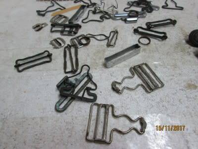 OLD SAR METAL RAILWAY BUTTONS x 37 (Reduced to clear) - LOT 111Q