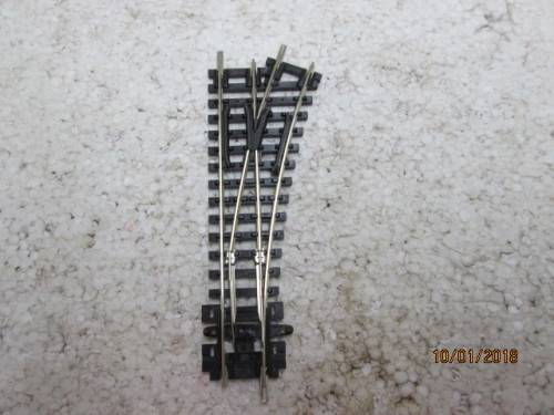 N SCALE : PECO RIGHT HAND POINT - LOT 858Q