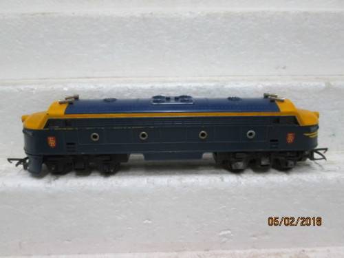 OO SCALE : TRI-ANG DIESEL LOCO - LOT 204R
