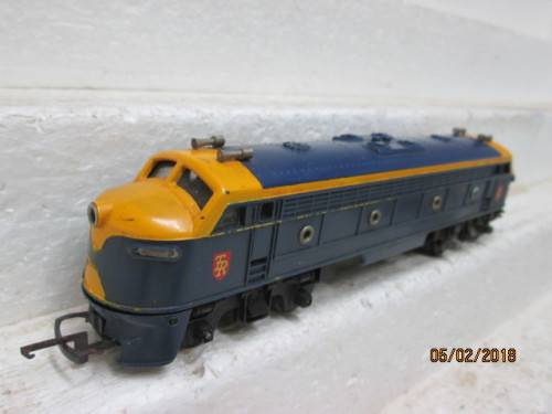 OO SCALE : TRI-ANG DIESEL LOCO - LOT 204R
