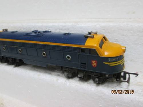 OO SCALE : TRI-ANG DIESEL LOCO - LOT 204R